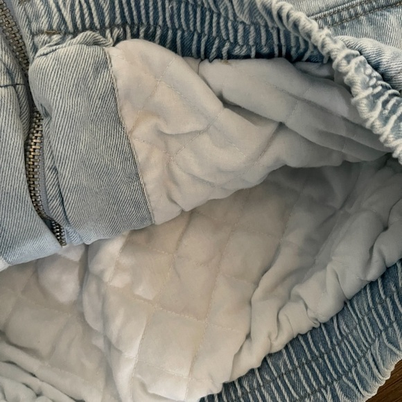 Forever 21 Light Wash Denim linned Jacket - Picture 3 of 5